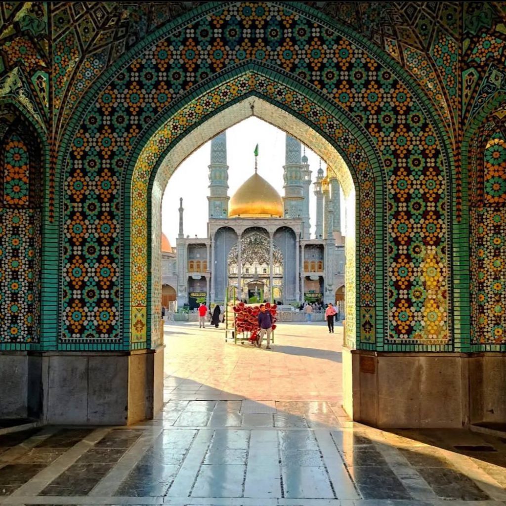 توسل به حضرت معصومه برای شفا مریض
